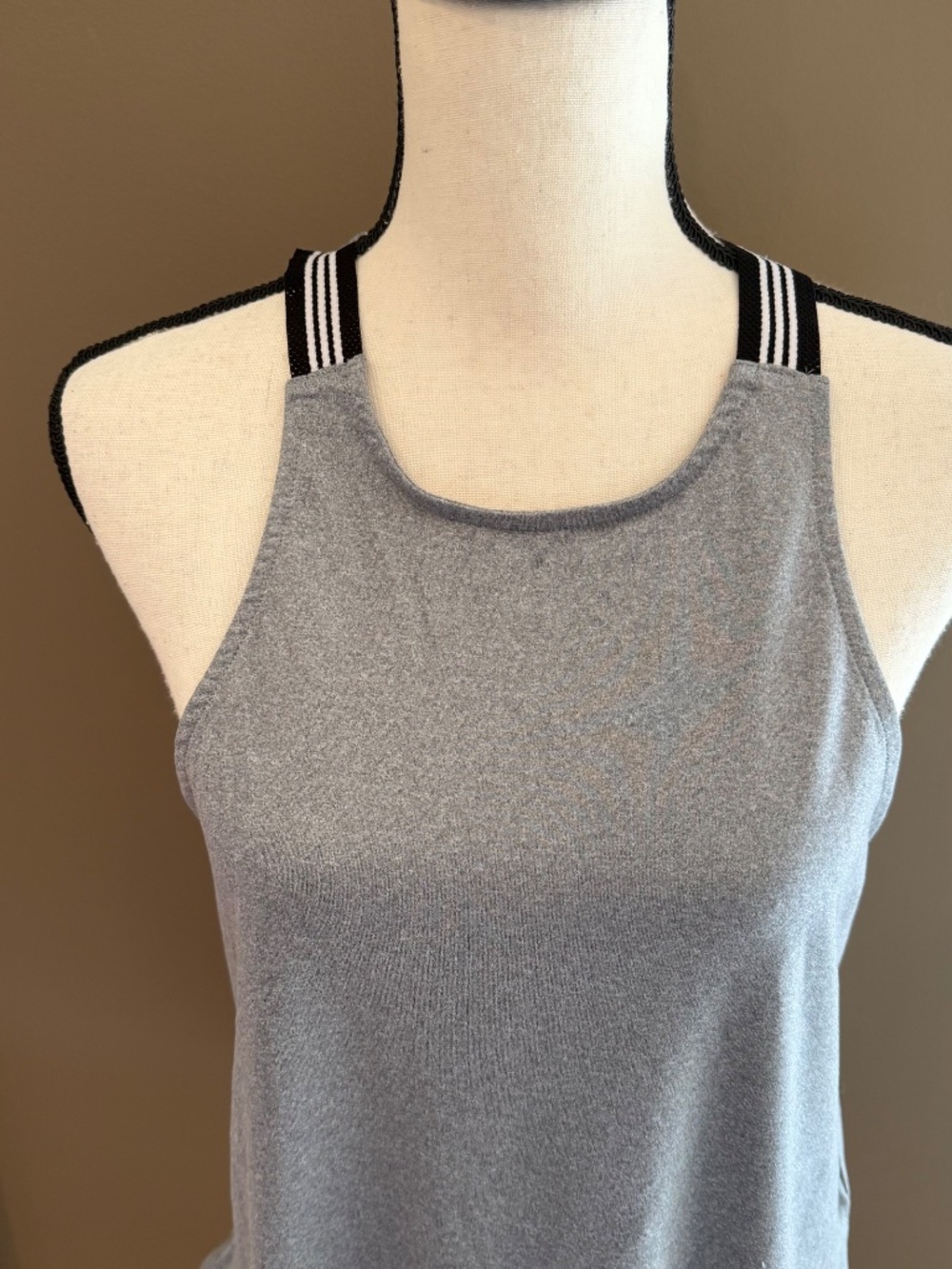Adidas Women's Gray Athletic Tank, Black & White Straps, Size Medium - Picture 2 of 11